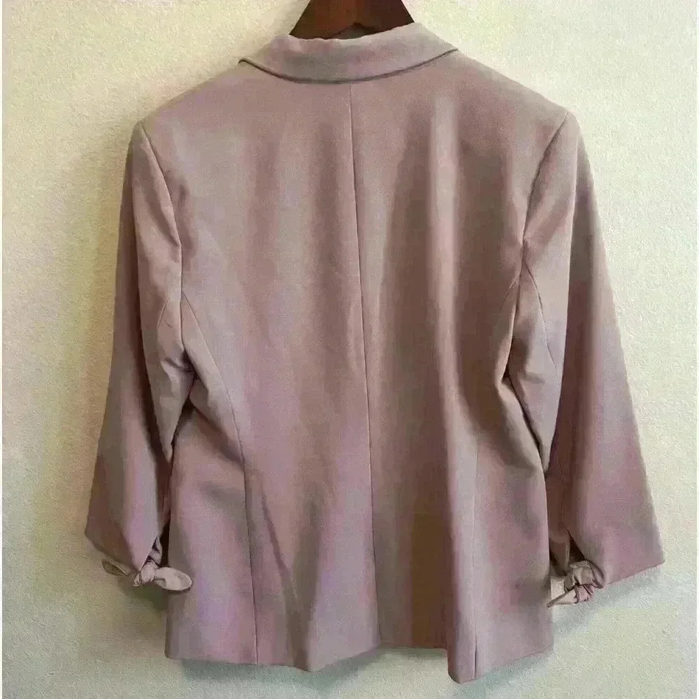 Banana Republic Women’s Tie Cuff Blazer Size 10 - Picture 3 of 8